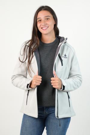 CAMPERA SOFTSHELL CON CAPUCHA MUJER